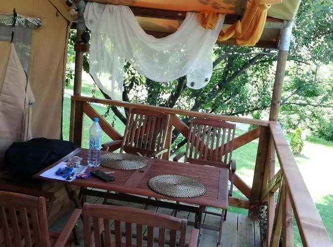 Panorama 乌斯特龙