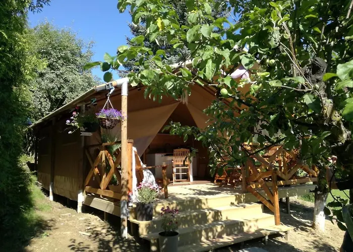 Panorama לינה וארוחת בוקר אוסטראון